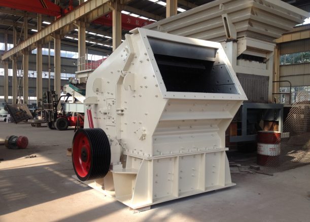 Working principle of impact crusher