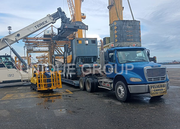 the C110 mobile stone crusher plant reached Colombia